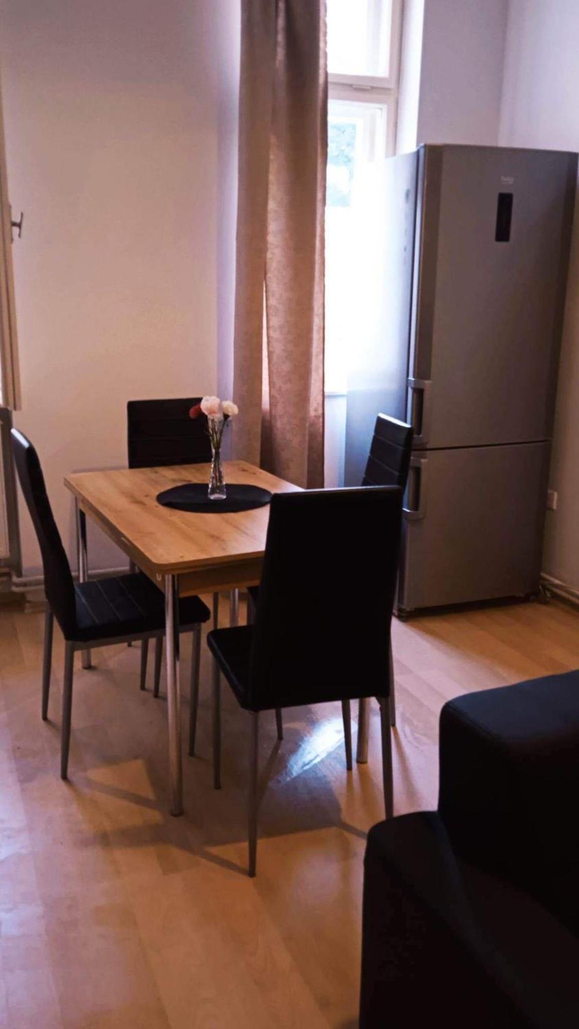 Museum Park Szell Str B- Downtown 1 Bedroom+Living Room Apartment ソンバトヘイ エクステリア 写真